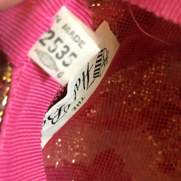 Vintage 1960’s The Hat Box Pink Tapestry Pillbox Hat main image 2